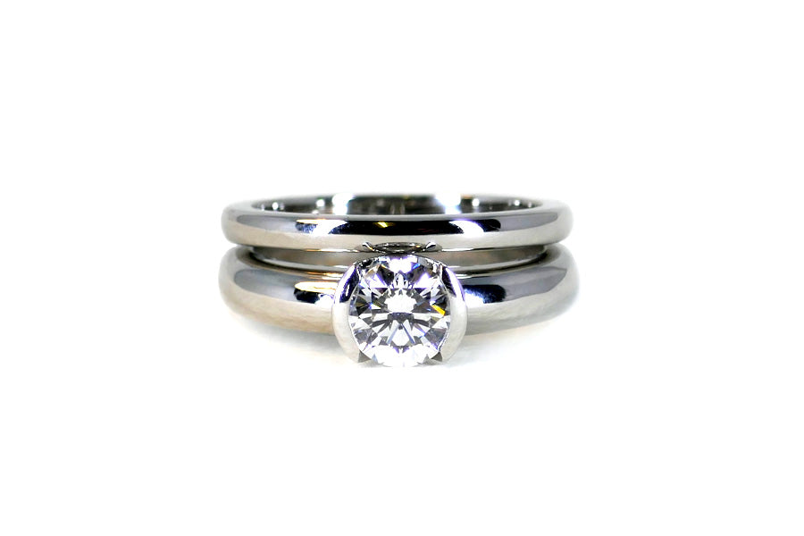 Round Brilliant Cut Diamond Platinum Engagement & Wedding Ring Set