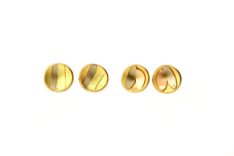 Striped & Leaf Design 18ct Gold Round Ear Studs