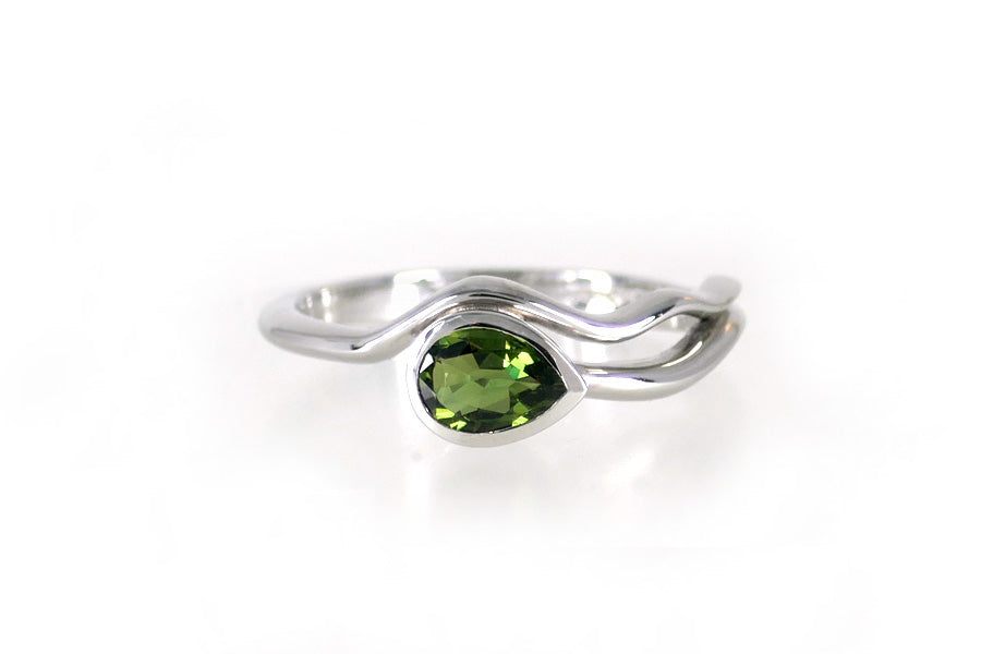 Pear Green Sapphire Platinum Wavy Ring Design