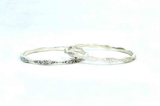 Wave Design Silver Burred Patterned Bangles