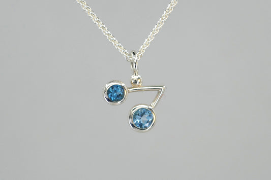 Short Cluster Design Stone Set Silver Necklaces
