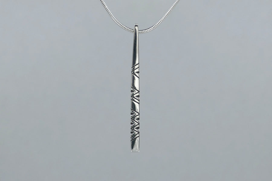 Chevron Pattern Silver Straight Bar Necklace