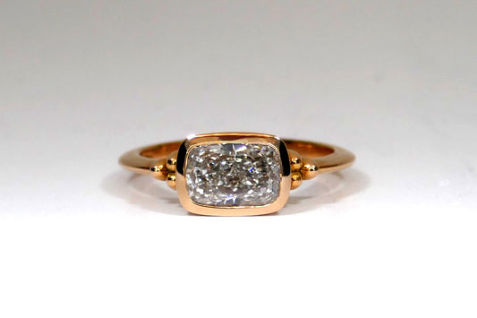 18ct Red Gold Ring with Cushion Diamond