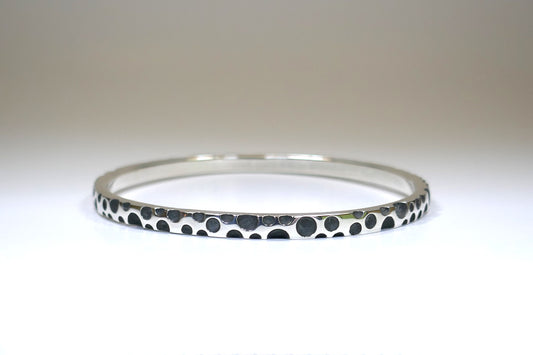 Bubble Pattern Design Silver Bangle