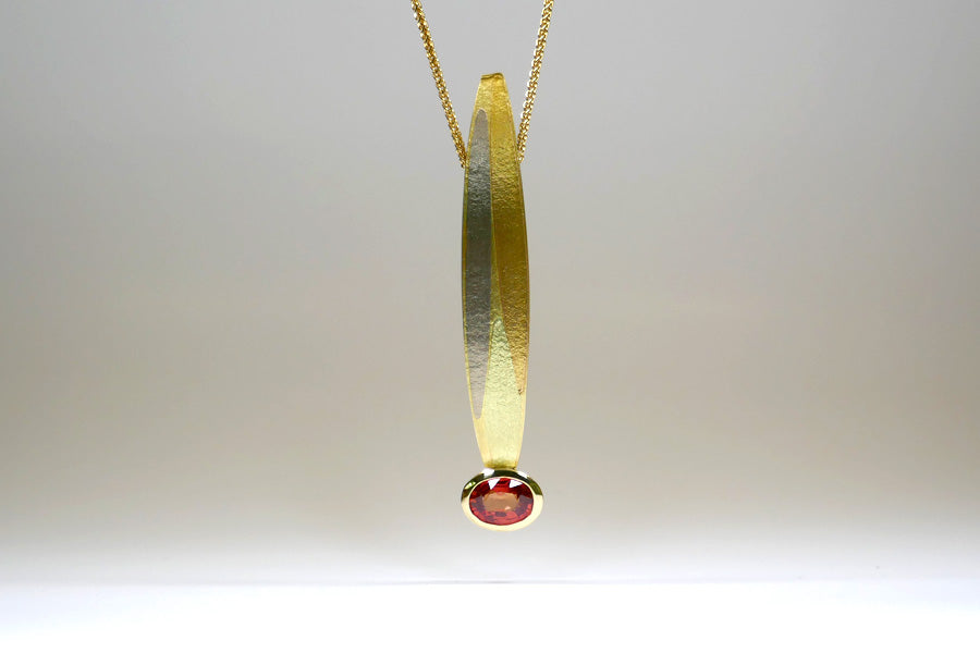 Leaf Design Orange Oval Shaped Sapphire 18ct Coloured Gold Necklace
