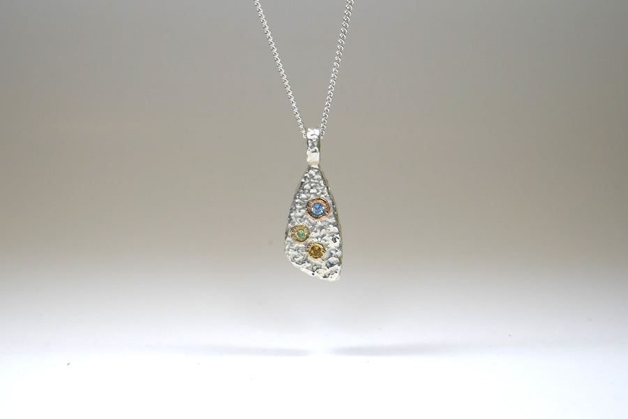 Burr Design Silver & 18ct Gold Mixed Stone Pendant