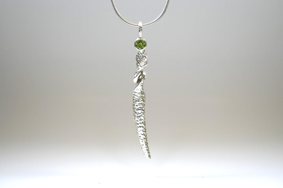 Twist Design Silver & Peridot Necklace
