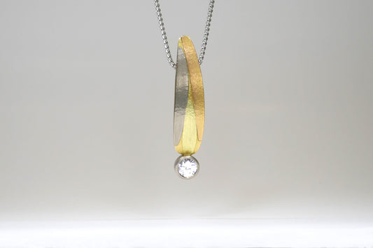 Leaf Design White Sapphire 18ct Coloured Gold Necklace
