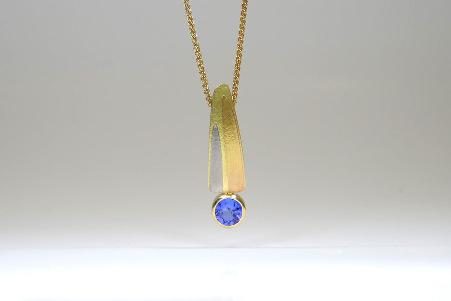 Tanzanite 18ct Yellow Gold Leaf Necklace