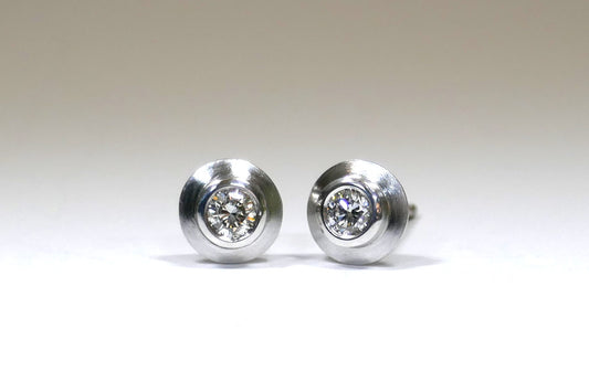 Diamond 18ct White Gold Ear Studs