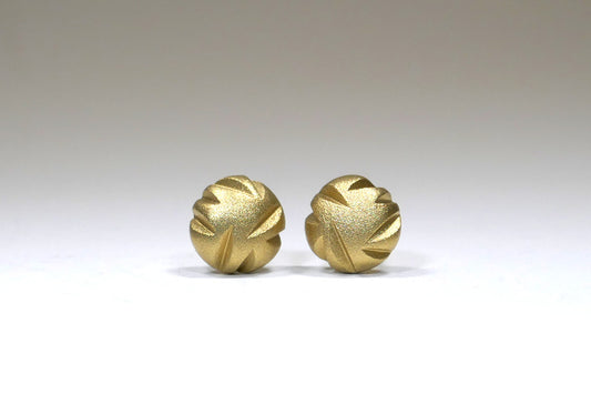 Notch Pattern 18ct Yellow Gold Round Ear Studs