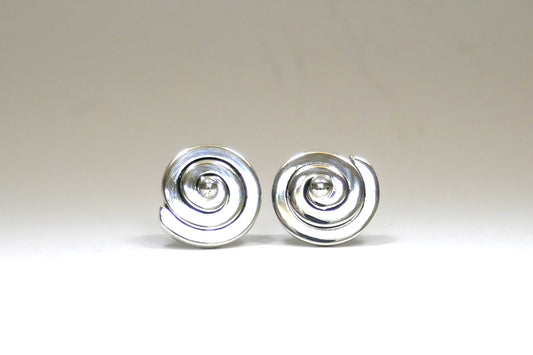 Round Coiled Design Silver Earstuds