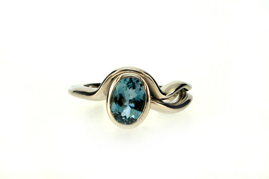 Oval Aquamarine 18ct White Gold Ring