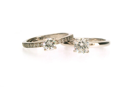 Round Brilliant Cut Diamond Platinum Engagement Rings